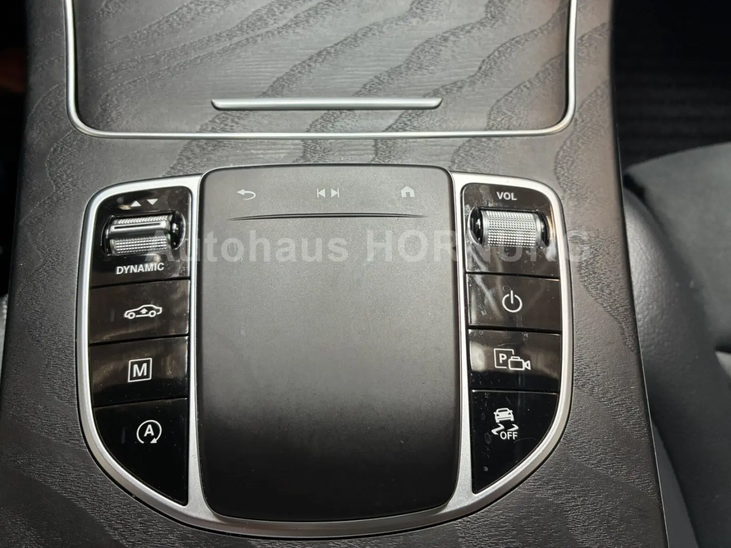 GLC 200 AMG 4M PANO 360° DISTR AHK NightP. KEYGO