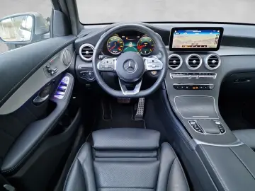 GLC 220 d 4M Coupe AMG Pano Burmest. AHK Distron