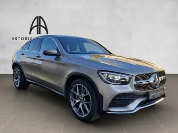 GLC 220 d 4M Coupe AMG Pano Burmest. AHK Distron