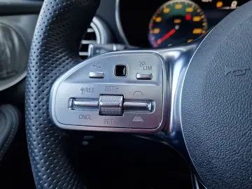 GLC 220 d 4M Coupe AMG Pano Burmest. AHK Distron