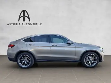 GLC 220 d 4M Coupe AMG Pano Burmest. AHK Distron