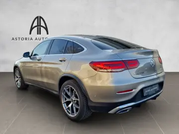GLC 220 d 4M Coupe AMG Pano Burmest. AHK Distron