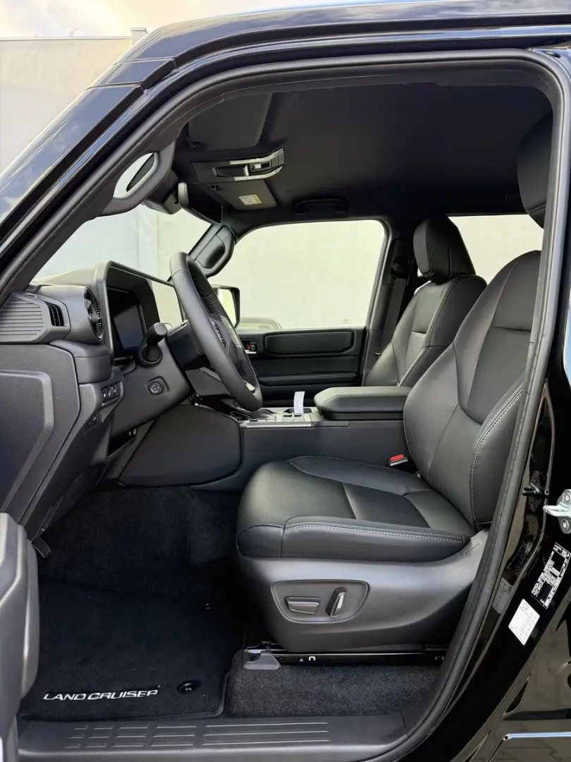 Toyota Land Cruiser 250 2.8 D+PRADO+Executive+Kam+ON