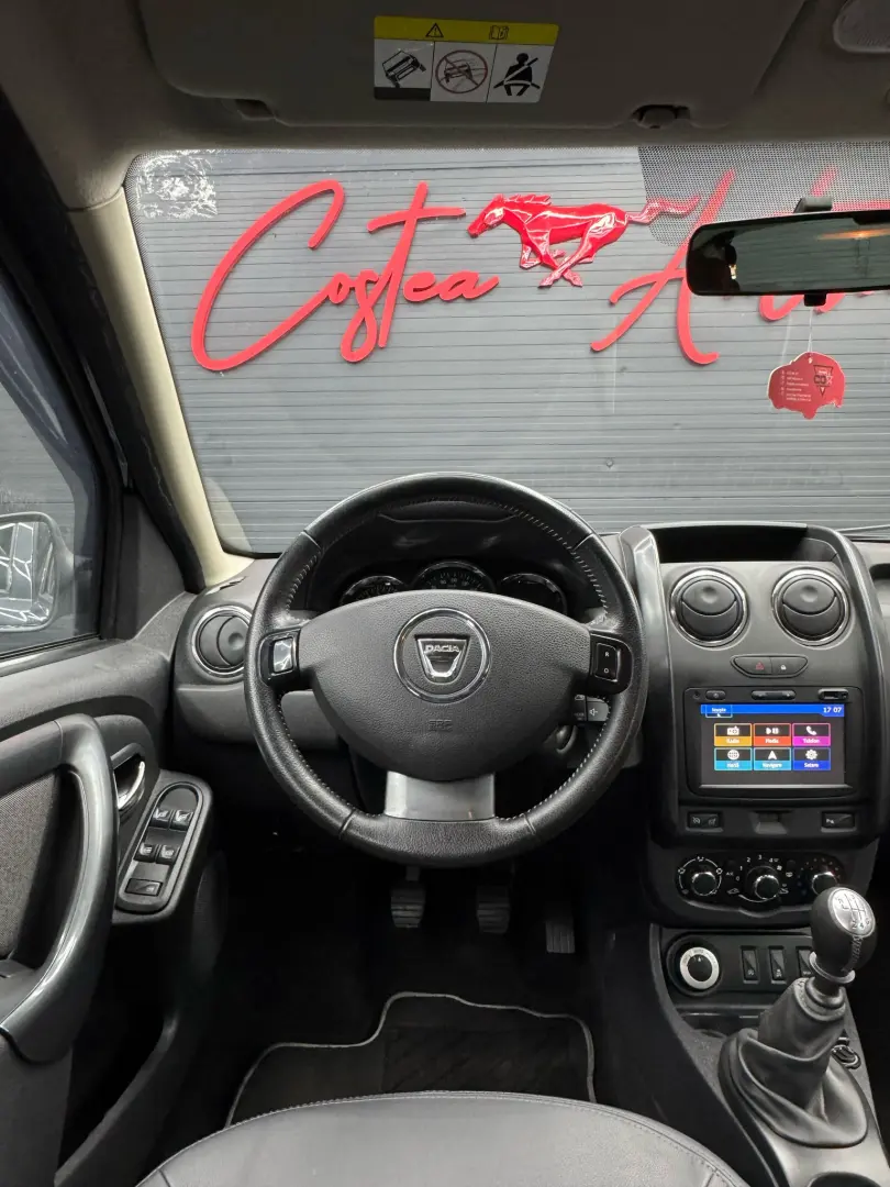 DACIA DUSTER 1.2 Benzina, 4×4, Navigatie, An 2016