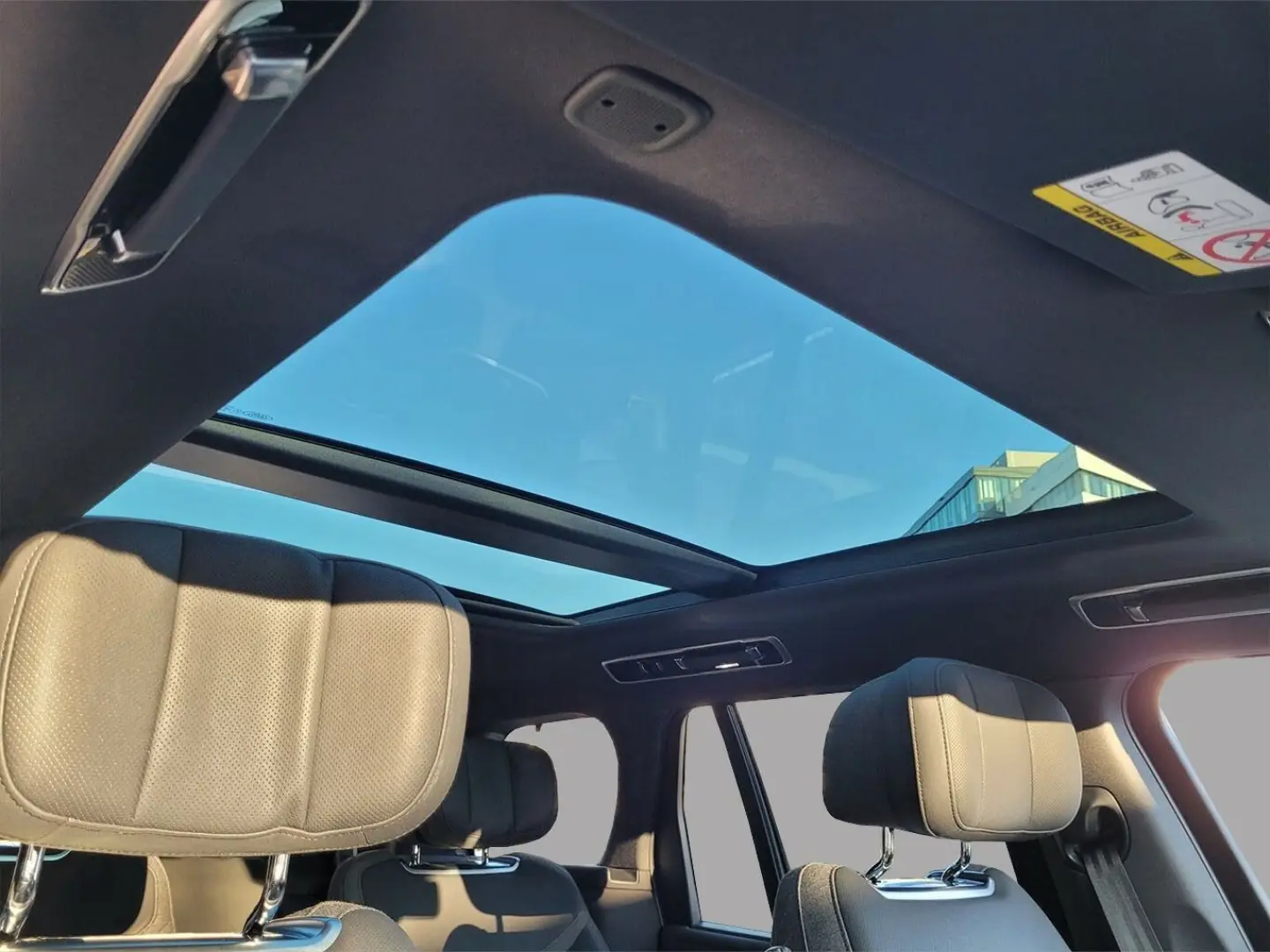 Range Rover P550E AUTOBIOGRAPHY SHADOW GAR2028