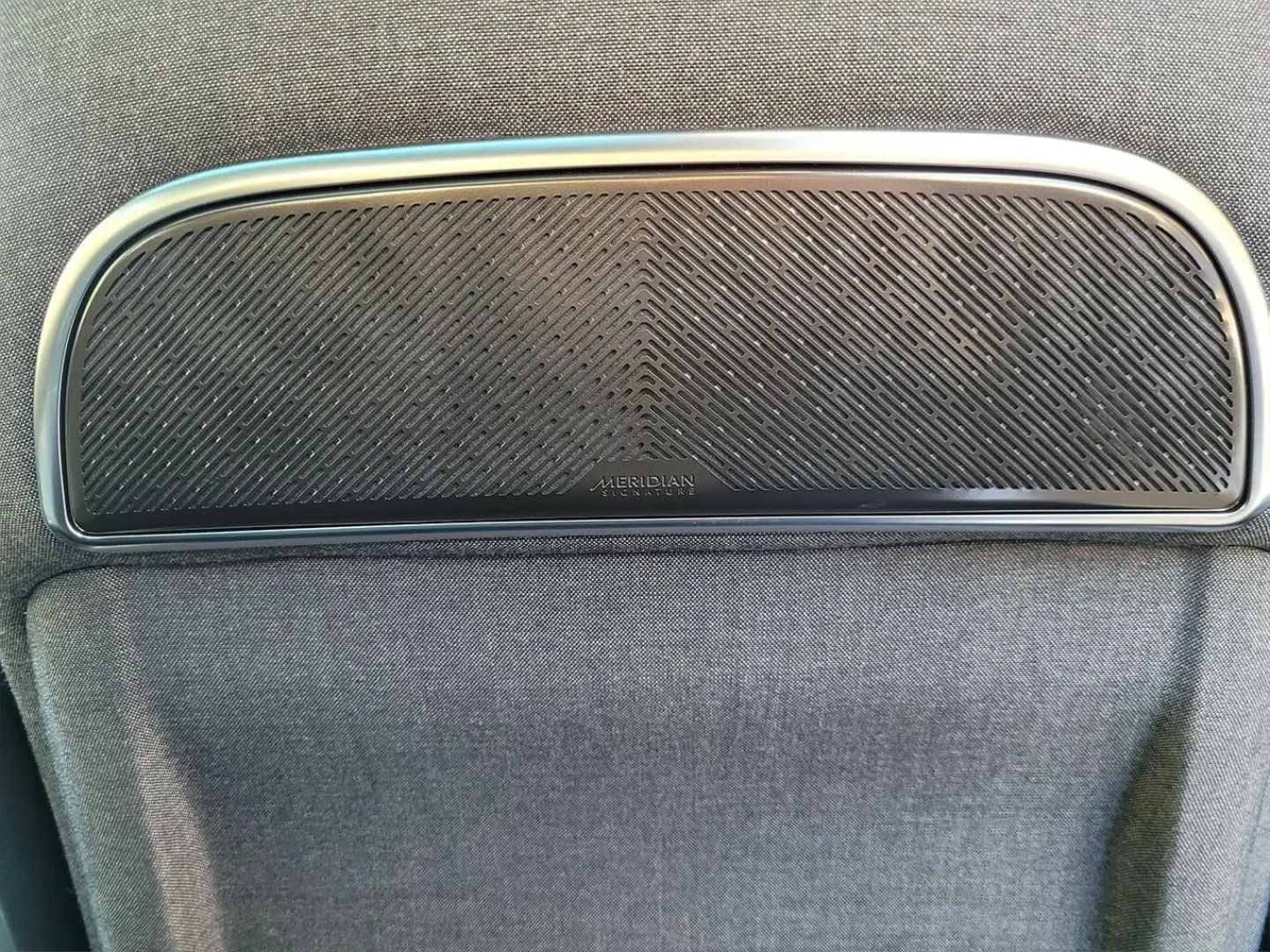 Range Rover P550E AUTOBIOGRAPHY SHADOW GAR2028