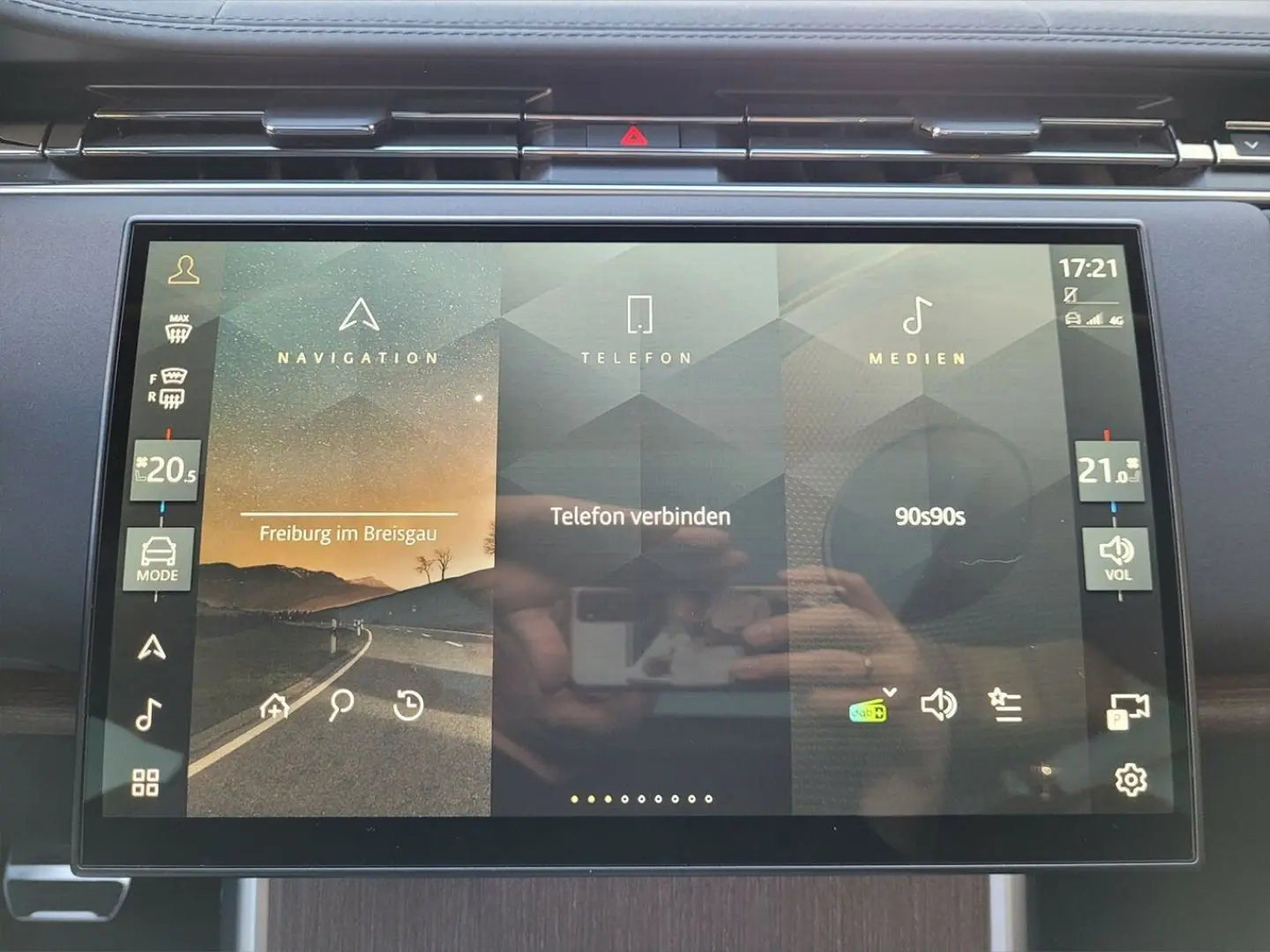 Range Rover P550E AUTOBIOGRAPHY SHADOW GAR2028