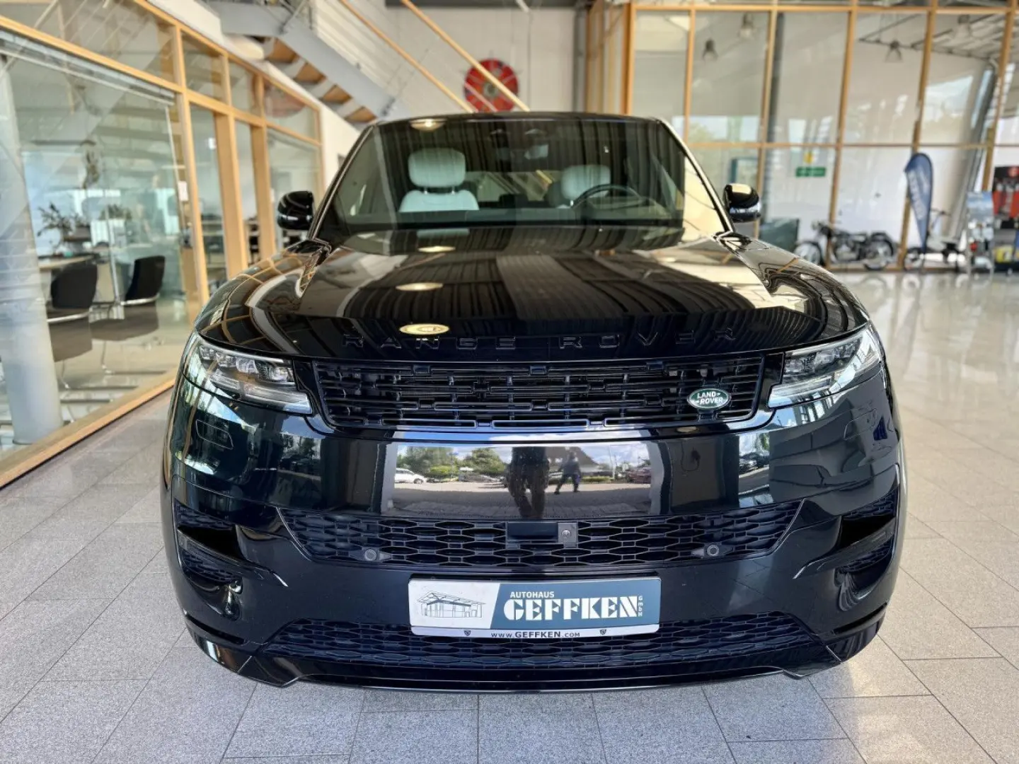 Range Rover P550e Sport Hybrid Autobiography!