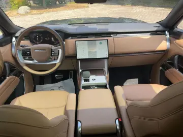 Range Rover D300 HSE (SWB) 23 Zoll, Massage Pano