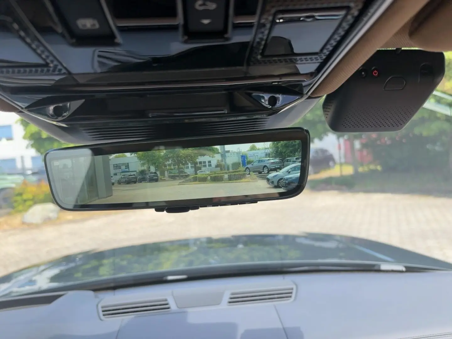 Range Rover D300 HSE (SWB) 23 Zoll, Massage Pano