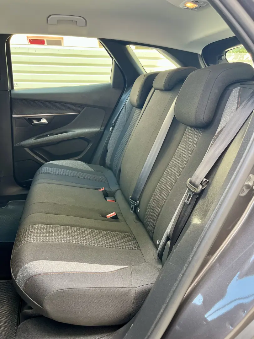 Peugeot 3008/VF3MCYHZUMS237485/distributie efectuata