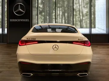 GLC 200 4M EDITION AMG-Line+Night+AHK+DISTRONIC