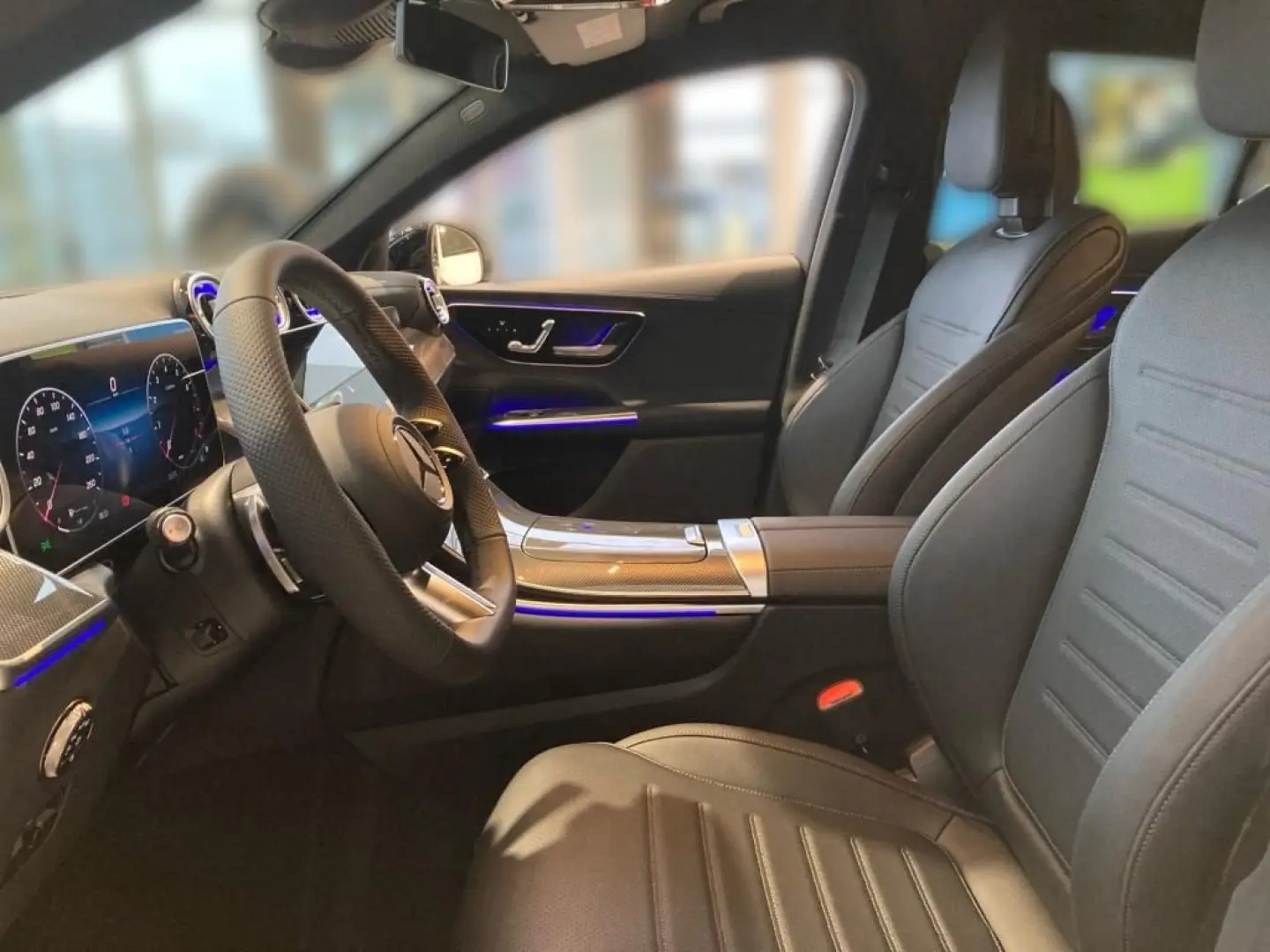 GLC 200 4M EDITION AMG-Line+Night+AHK+DISTRONIC