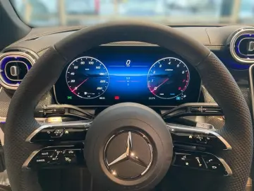 GLC 200 4M EDITION AMG-Line+Night+AHK+DISTRONIC