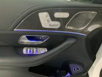 Mercedes-Benz GLS 400 d 4M AMG DISTRO HUD Night Pano