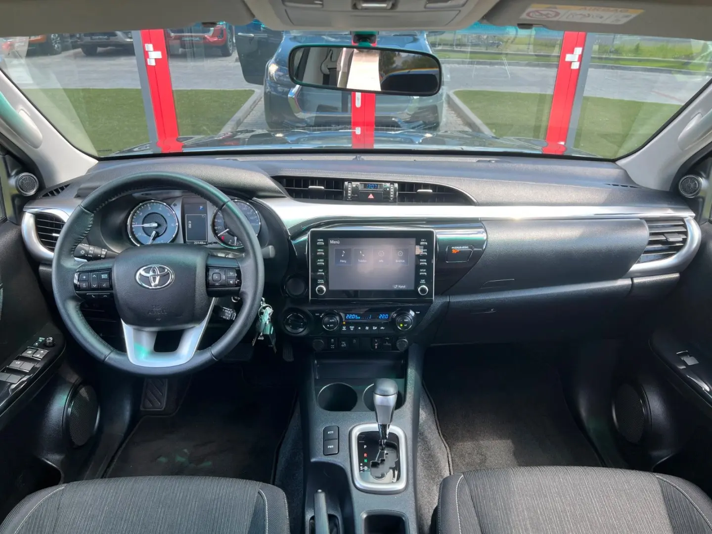 Hilux Comfort 2.8 D-4D 4X4  °AUT °AHK