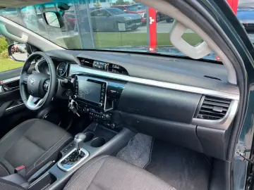 Hilux Comfort 2.8 D-4D 4X4  °AUT °AHK