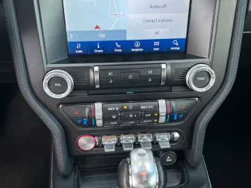 Mustang GT COYOTE 5.0 Premium-Paket 2