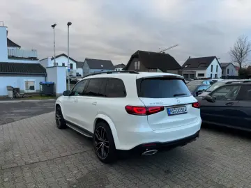 Mercedes-Benz GLS 400 d Încălzitor 4Matic Std Kam AMG 23