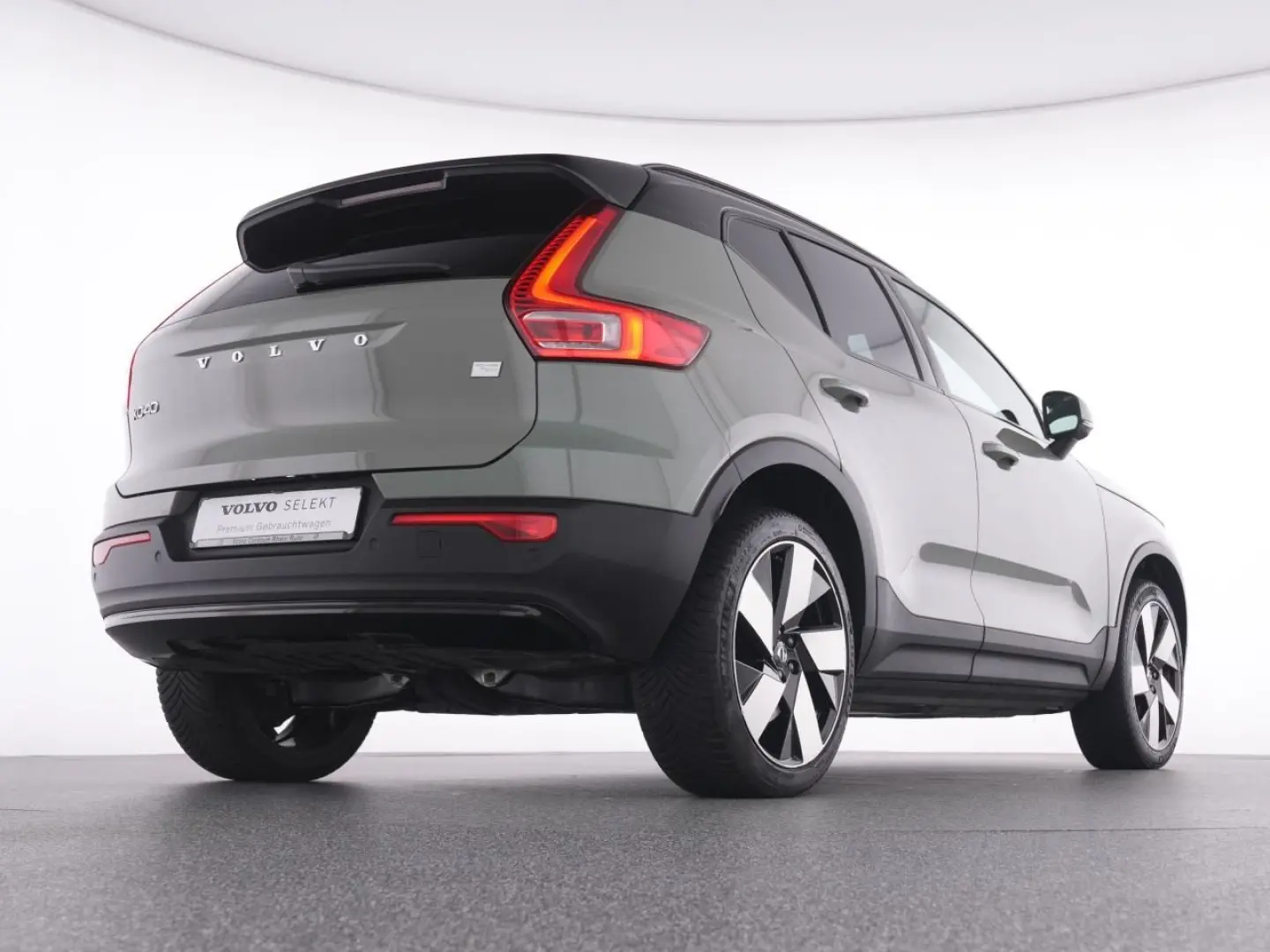 XC40 P8 Twin AWD Plus Recharge +20ZOLL+STANDHZ+