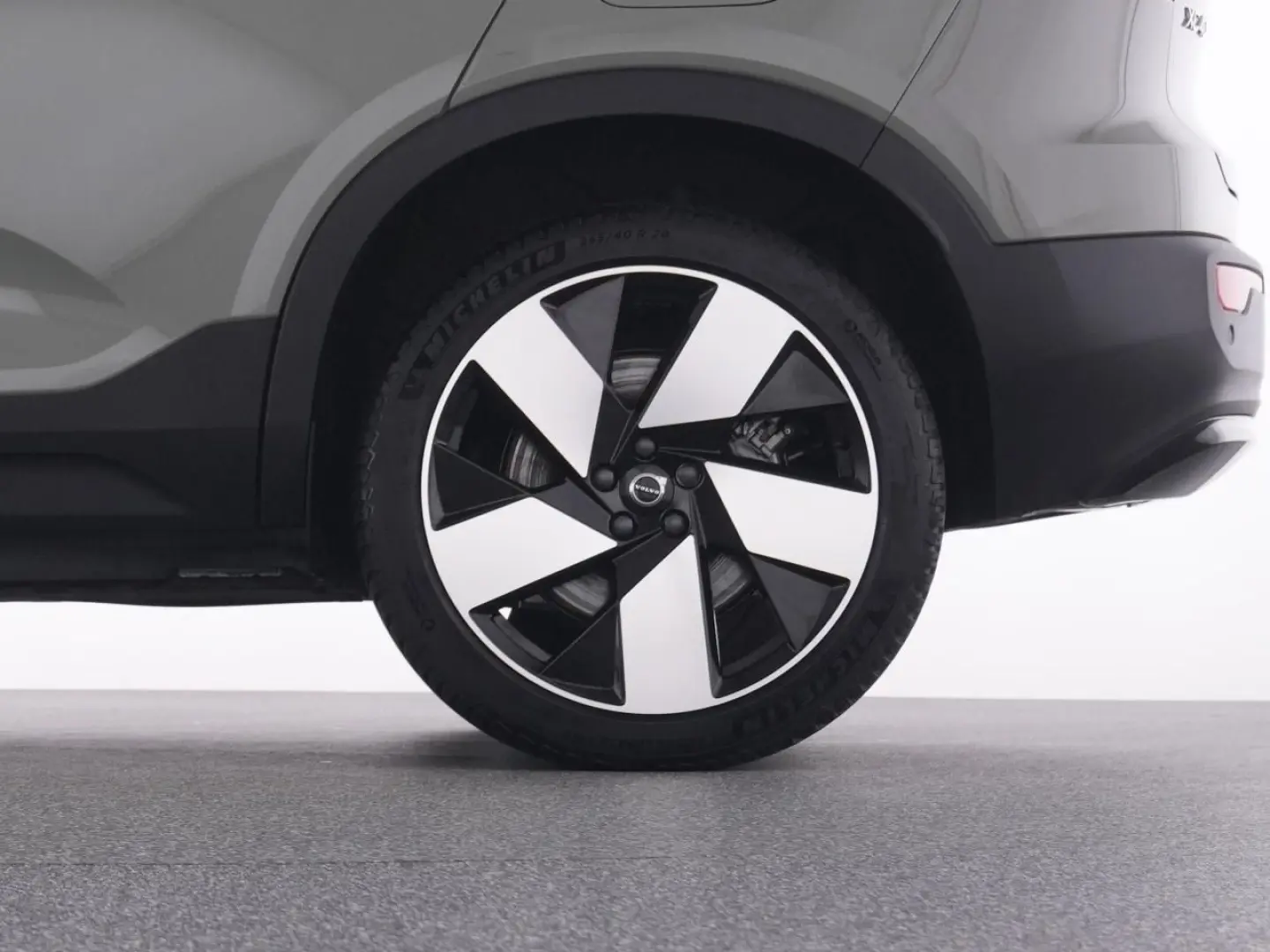 XC40 P8 Twin AWD Plus Recharge +20ZOLL+STANDHZ+
