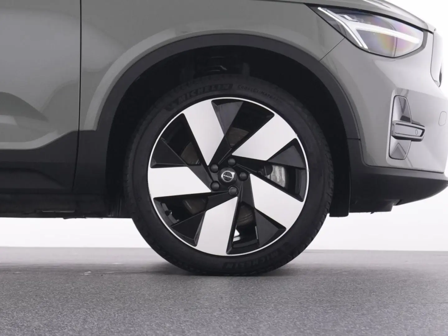 XC40 P8 Twin AWD Plus Recharge +20ZOLL+STANDHZ+