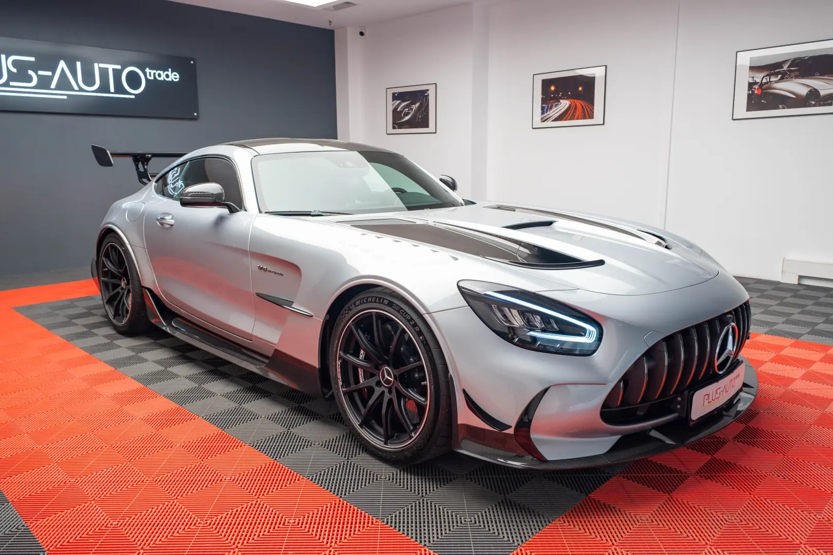 2023 Mercedes-Benz AMG GT Black Series 200km