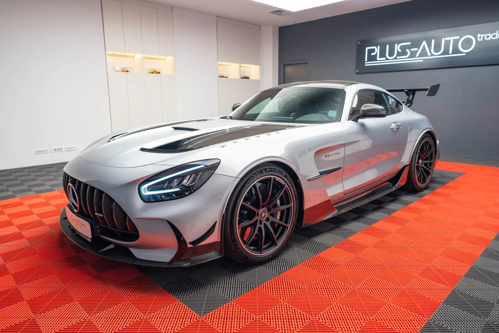 2023 Mercedes-Benz AMG GT Black Series 200km