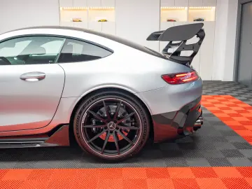 2023 Mercedes-Benz AMG GT Black Series 200km