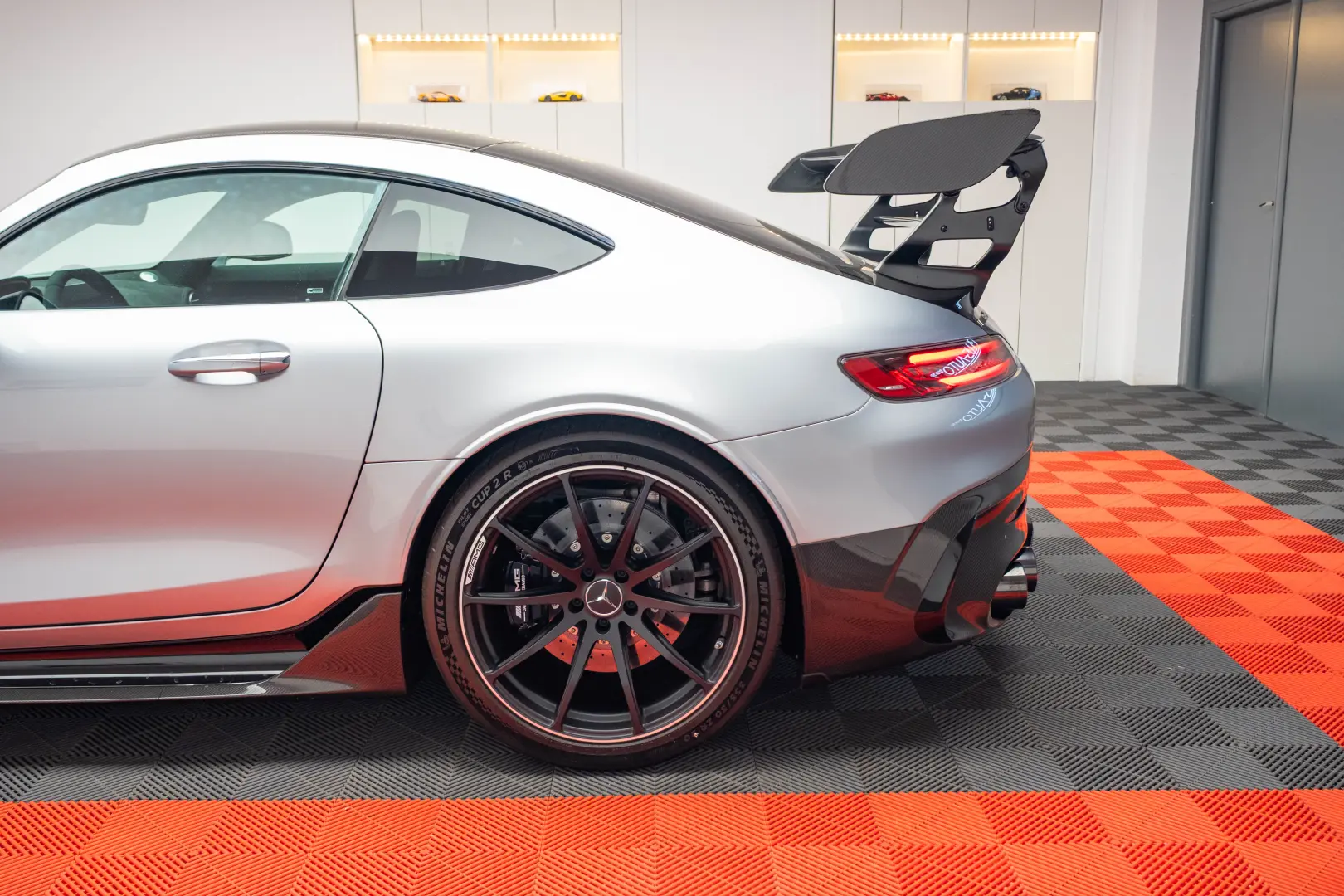 2023 Mercedes-Benz AMG GT Black Series 200km