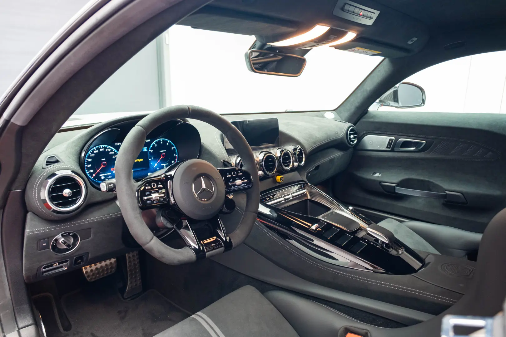2023 Mercedes-Benz AMG GT Black Series 200km