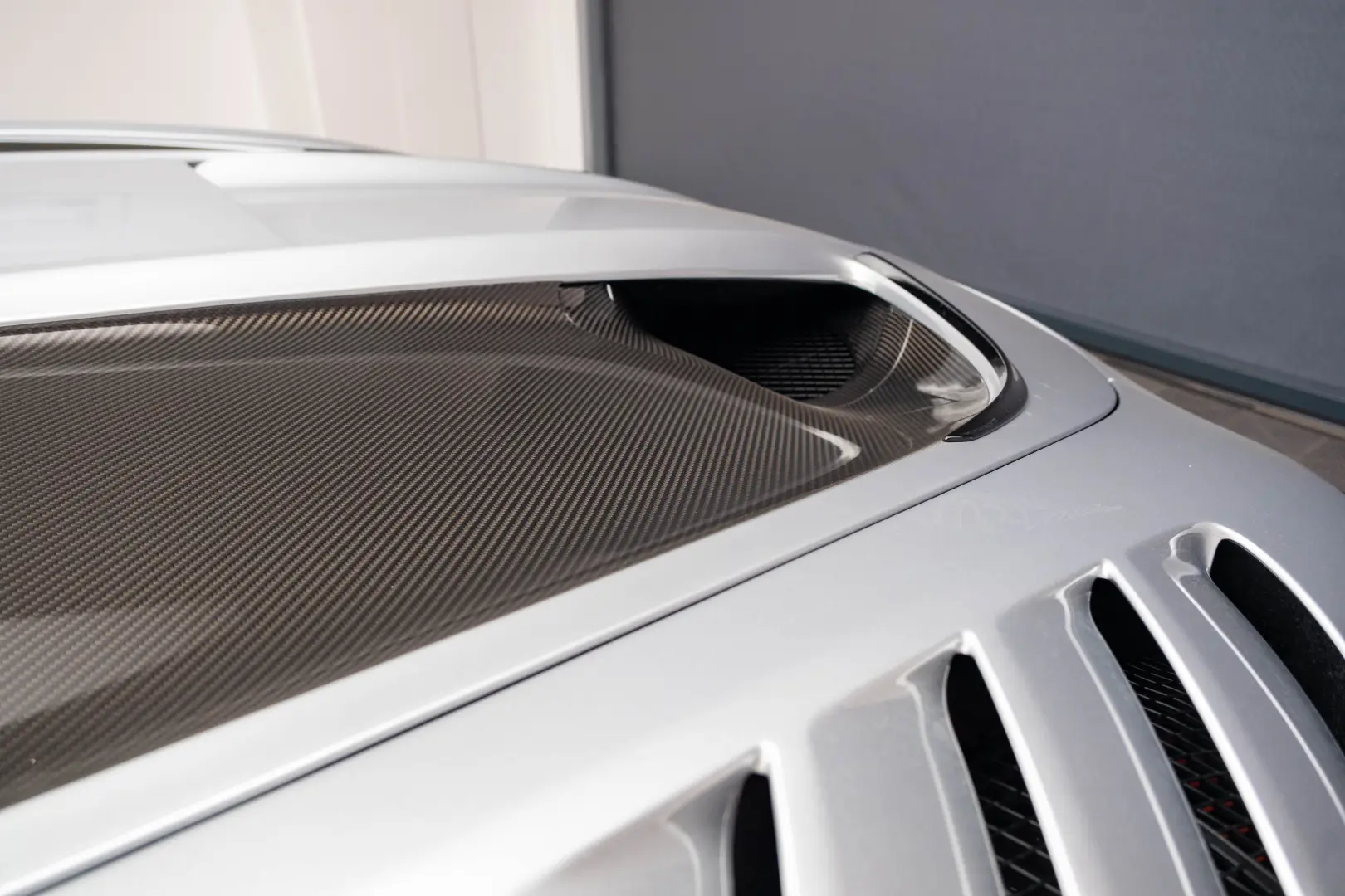 2023 Mercedes-Benz AMG GT Black Series 200km