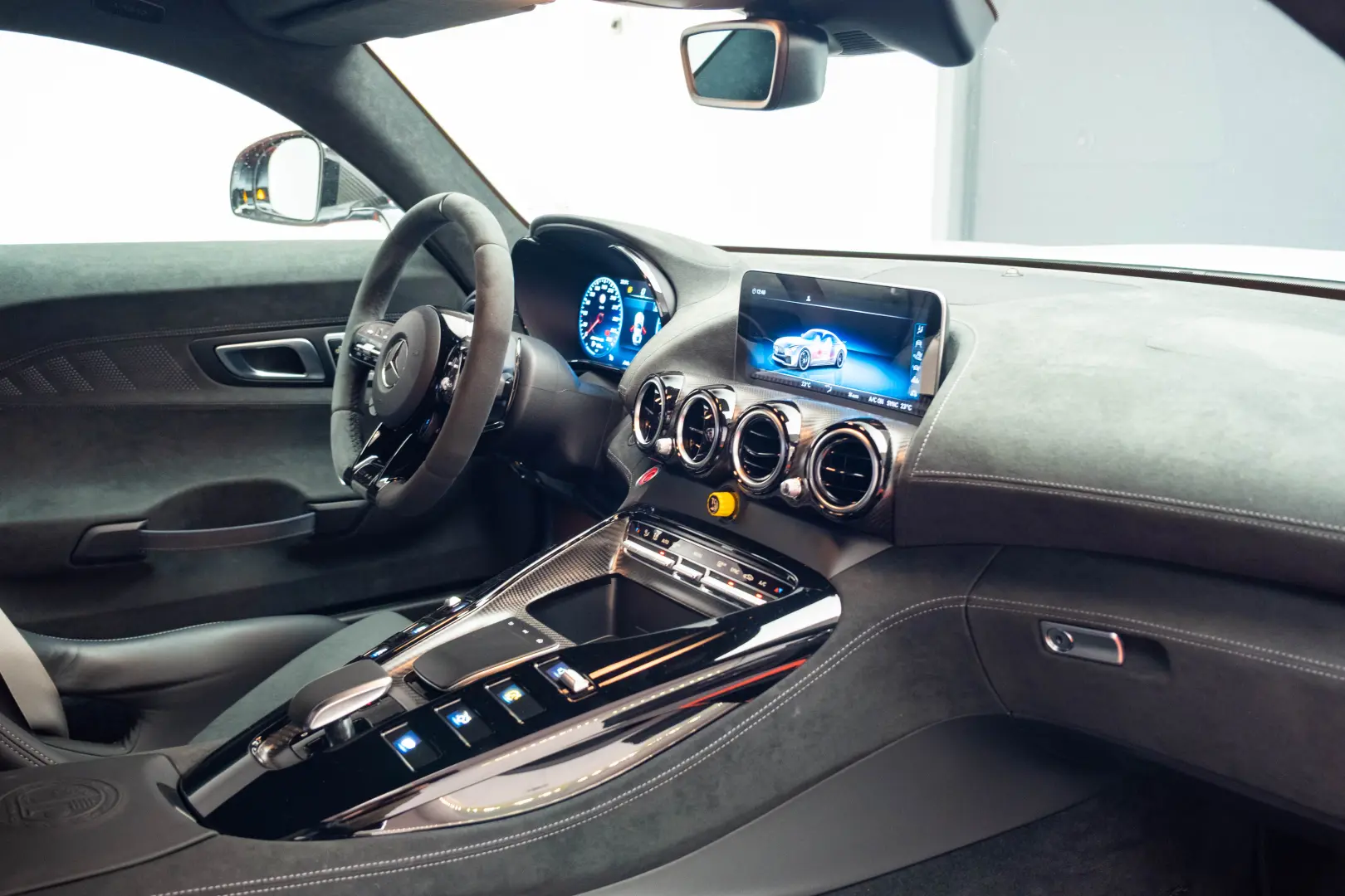 2023 Mercedes-Benz AMG GT Black Series 200km