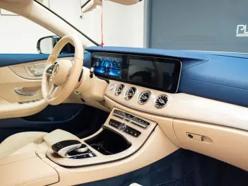 Mercedes Benz E 200 4Matic Coupe