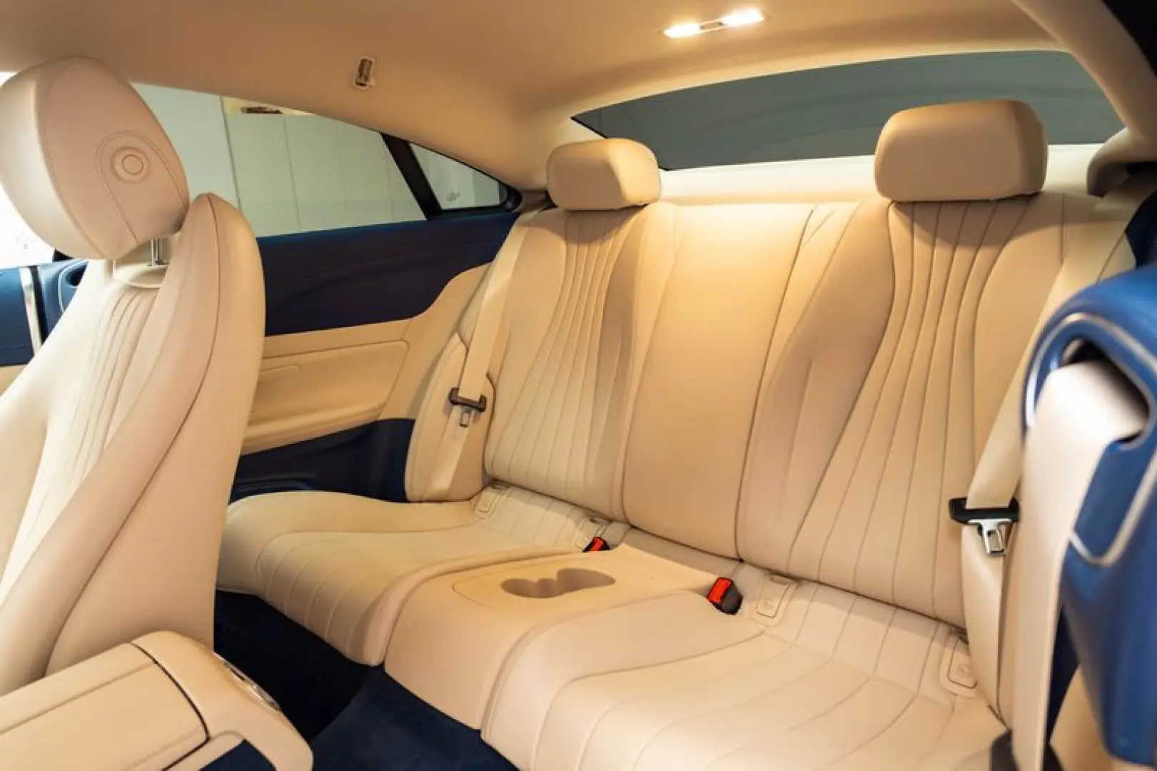 Mercedes Benz E 200 4Matic Coupe