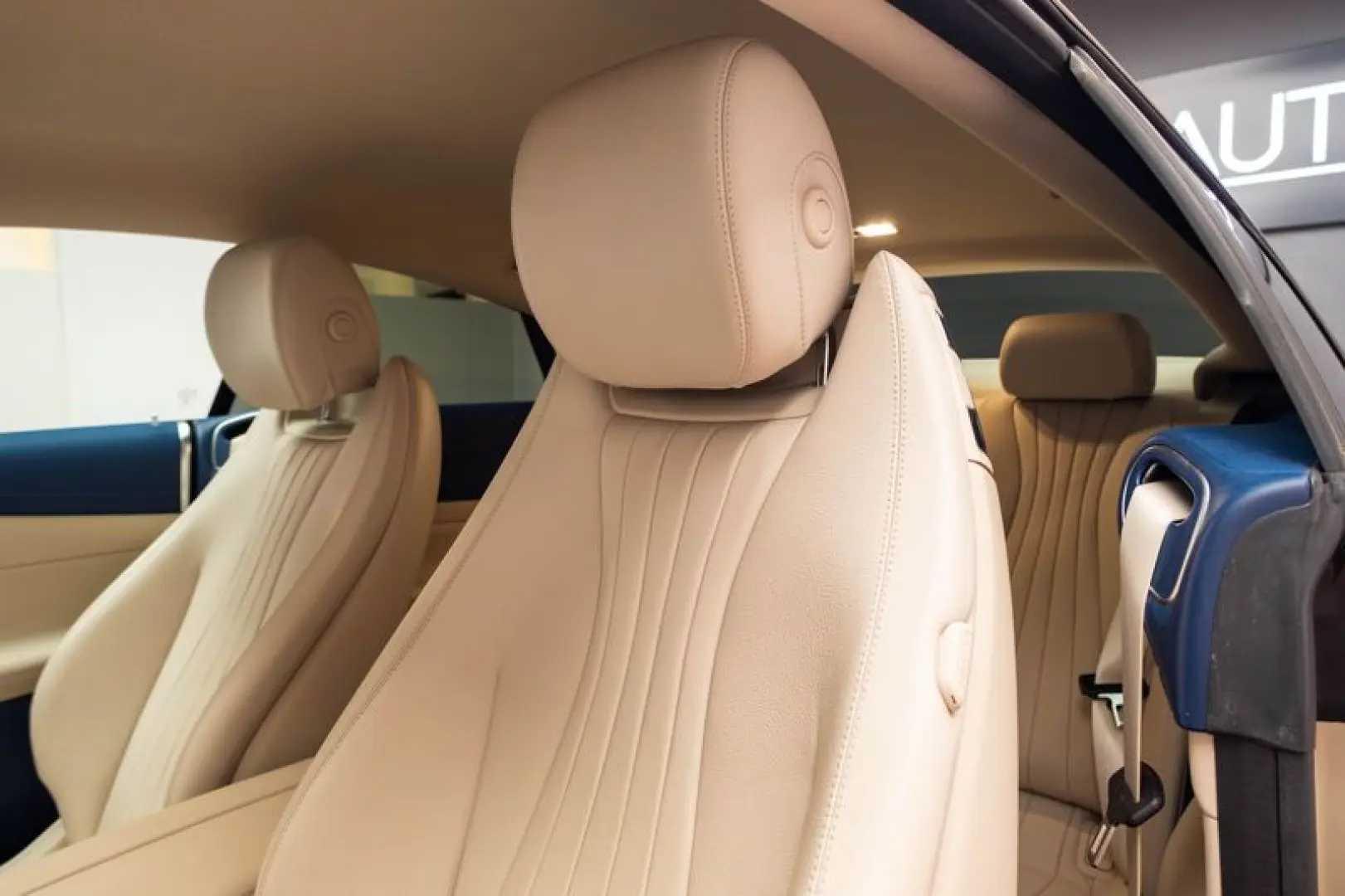 Mercedes Benz E 200 4Matic Coupe