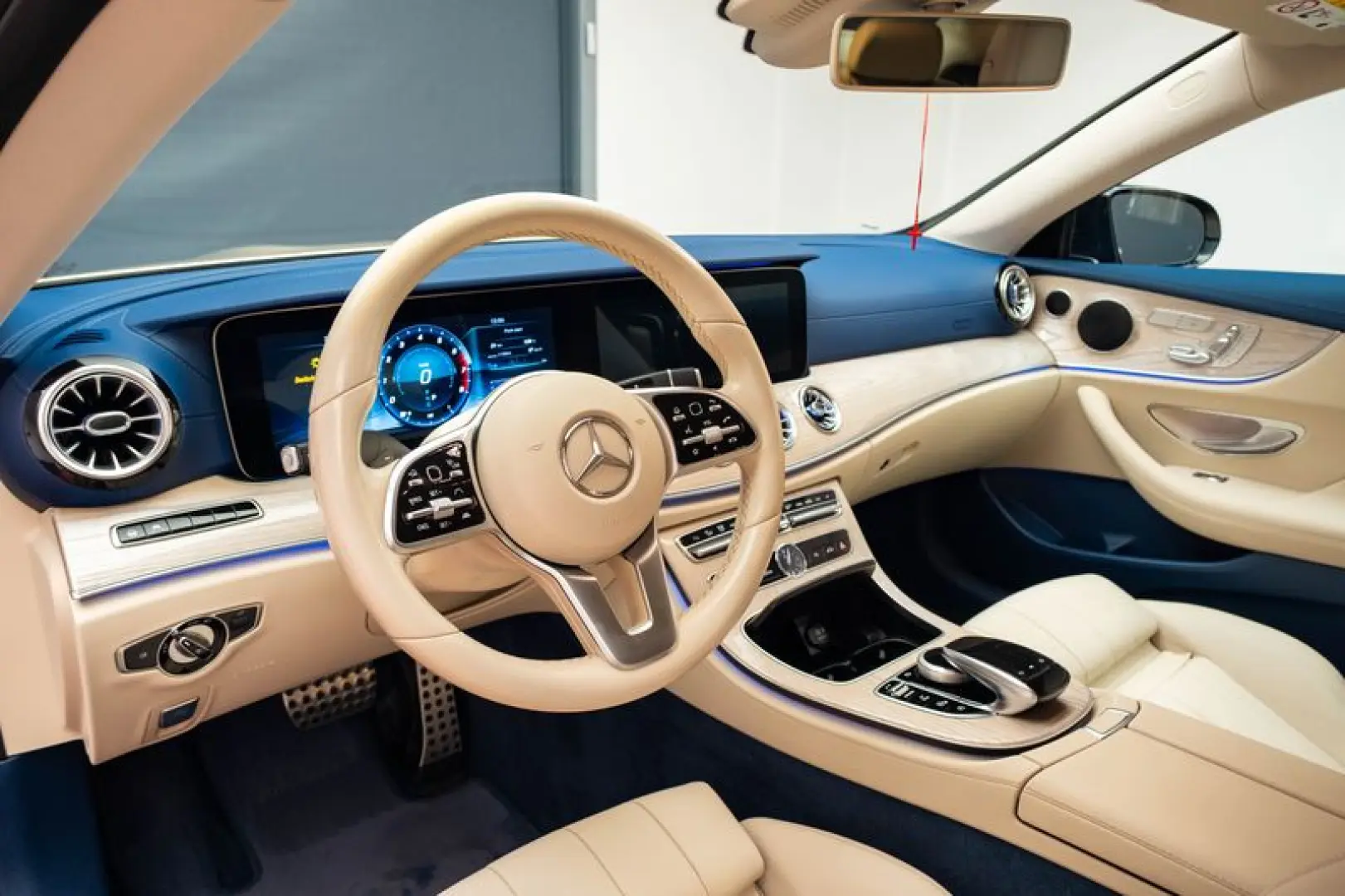 Mercedes Benz E 200 4Matic Coupe