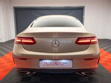 Mercedes Benz E 200 4Matic Coupe