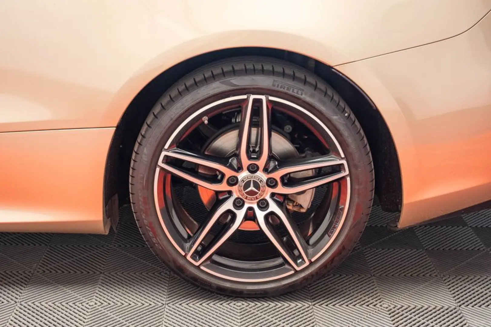 Mercedes Benz E 200 4Matic Coupe