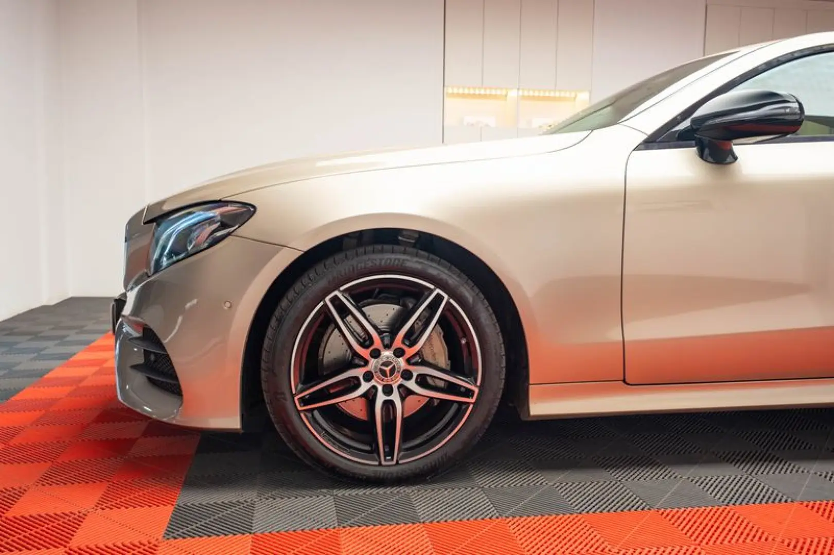 Mercedes Benz E 200 4Matic Coupe