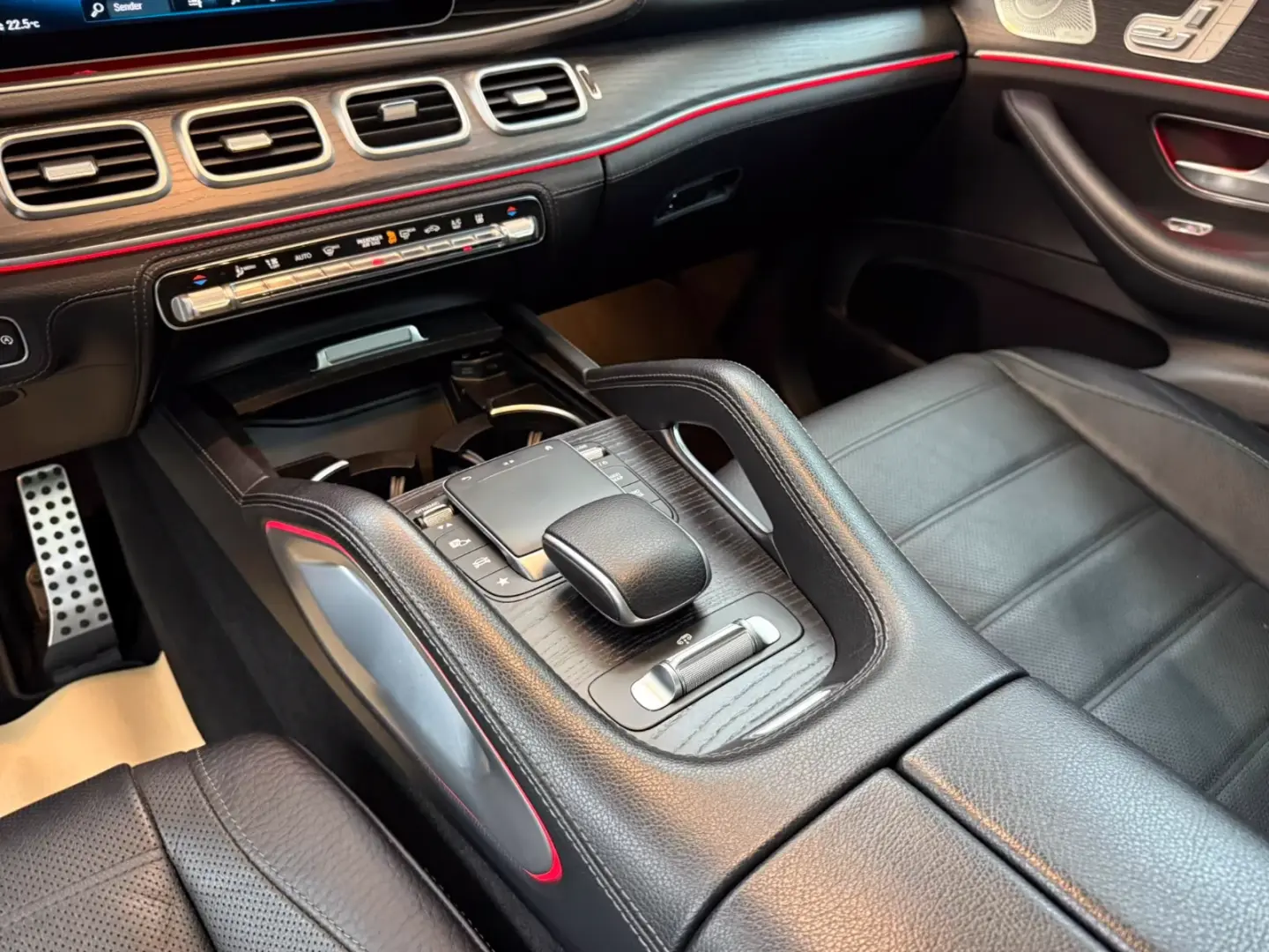 Mercedes-Benz GLS 400 D 4M AMG-LINE*7 LOCURI*PANO