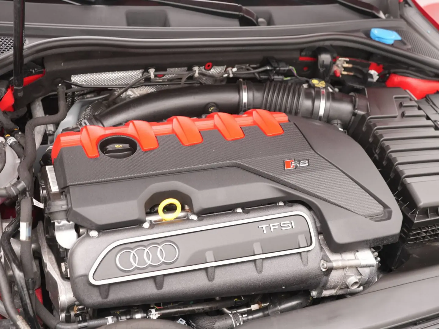 RS3 Sportback SPORTABGASANLAGE KAM ACC CARPLAY