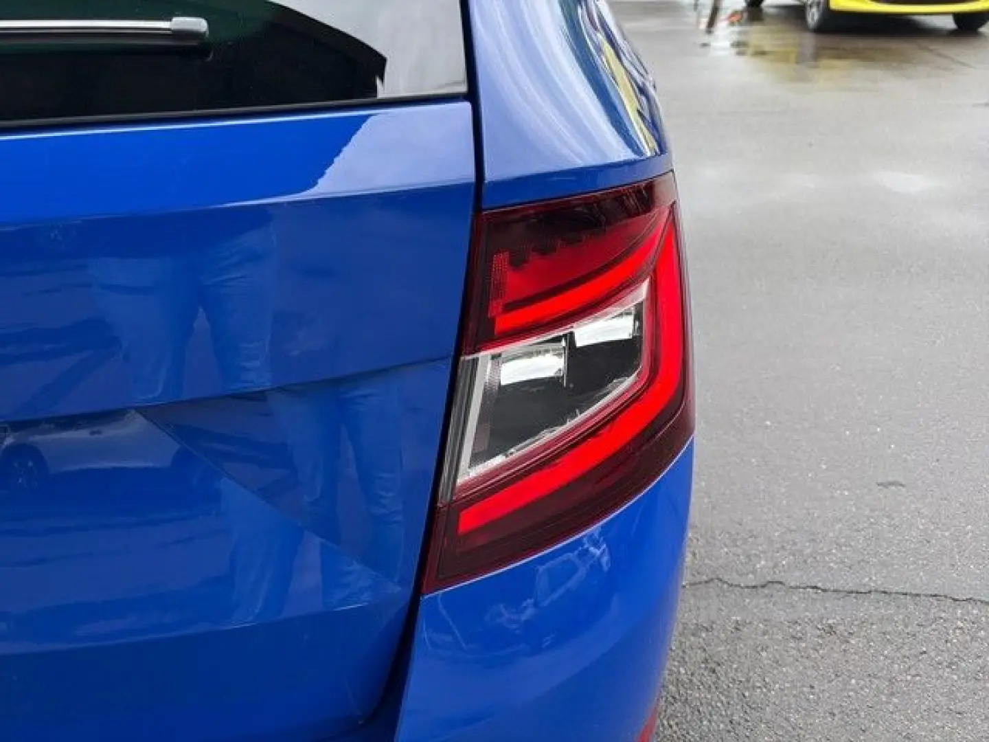 Fabia Combi 1.0 TSI  Clever Best of DSG PANO+ACC