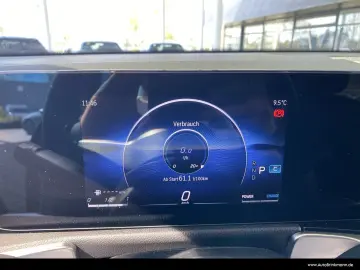 GLB 180 LED/MBUX/KAMERA/CARPLAY