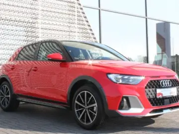 A1 allstreet 35 TFSI S tronic LED ACC ASI SpSi S