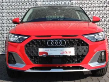 A1 allstreet 35 TFSI S tronic LED ACC ASI SpSi S