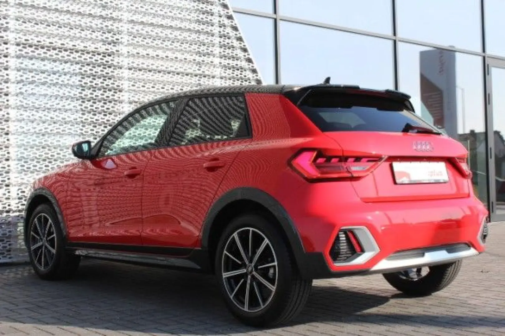 A1 allstreet 35 TFSI S tronic LED ACC ASI SpSi S