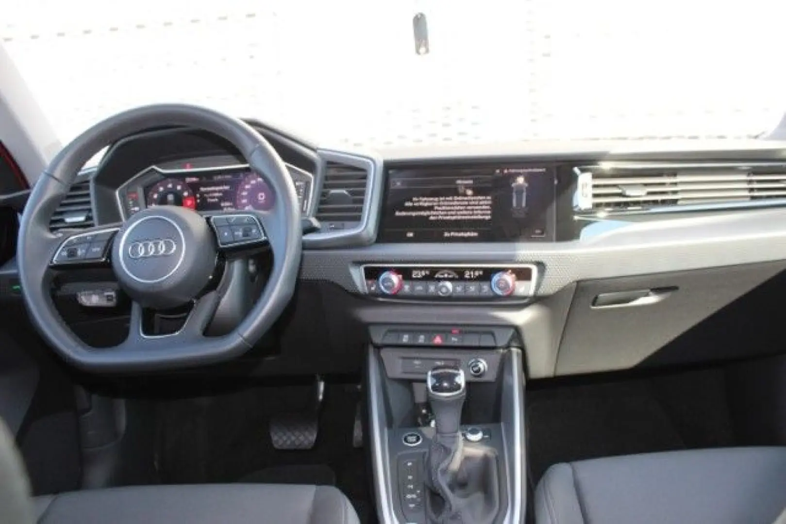 A1 allstreet 35 TFSI S tronic LED ACC ASI SpSi S