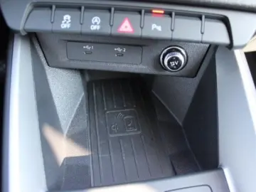 A1 allstreet 35 TFSI S tronic LED ACC ASI SpSi S