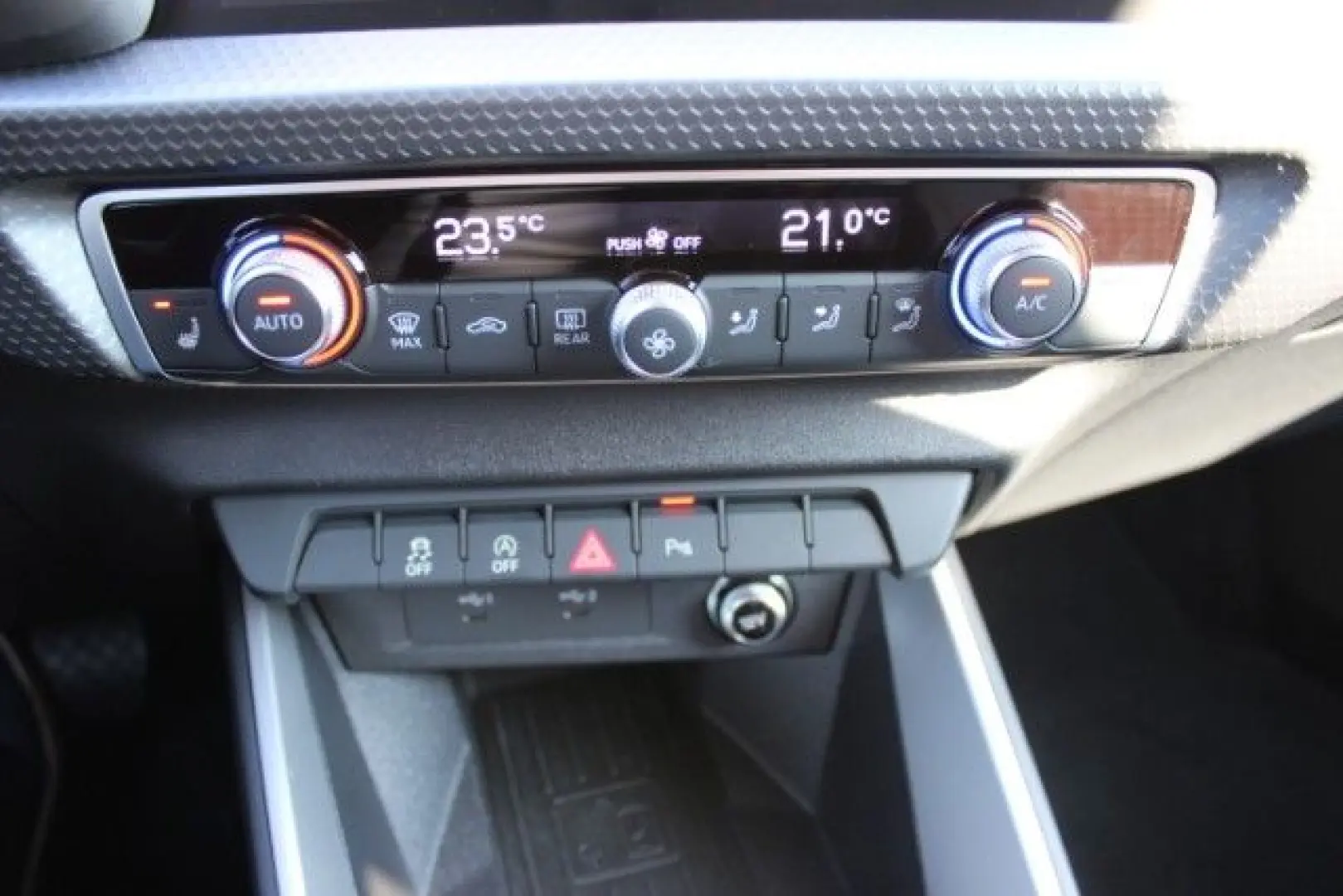 A1 allstreet 35 TFSI S tronic LED ACC ASI SpSi S